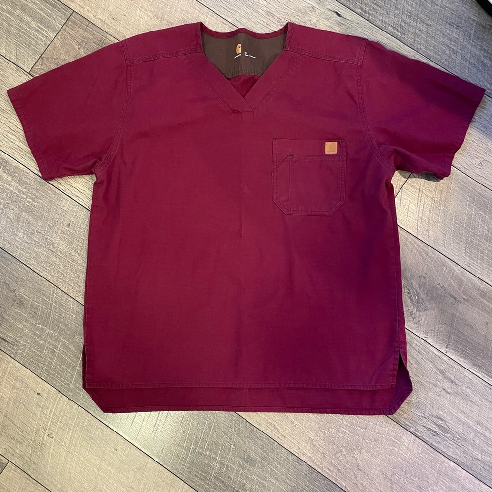 Mens Carhartt Medium burgundy scrub top